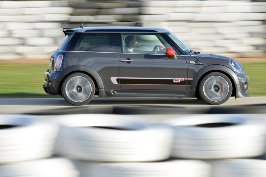  Mini Cooper GP JCW 2014 года  (фото 66 из 92)